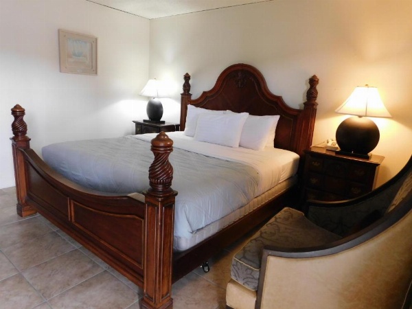 Drifter Motel image 11